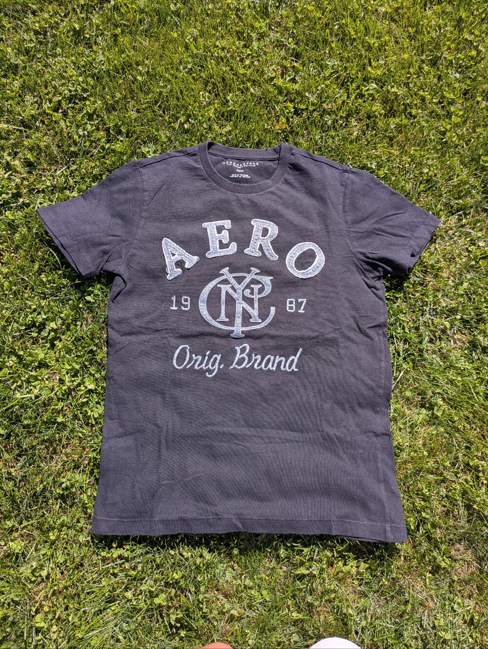 Aéropostale Women's Black Casual Short-Sleeve Graphic Tee - AERO Original Brand
